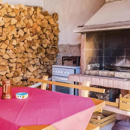 Apartment Stunning In With Wifi Novi Vinodolski